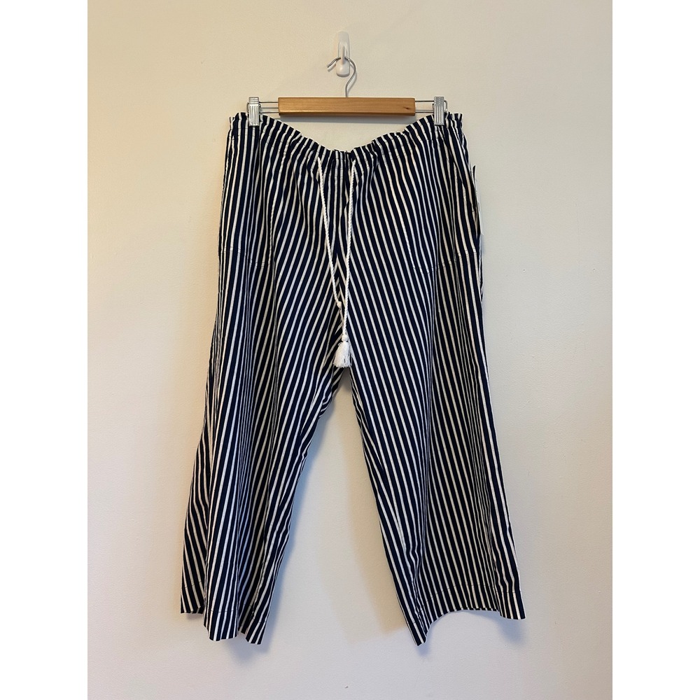 NWT Lauren Ralph Lauren Petite Navy and White Striped Pants | Size Large